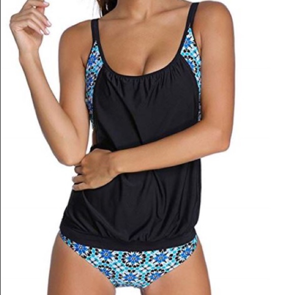 Gorgeous NWT tankini  2 pieces. Sporty. Lined